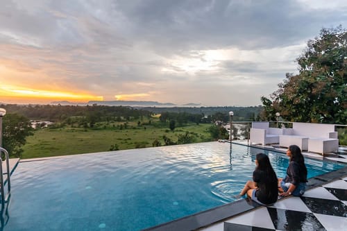 Vine & Splash – 9 bedroom villa in Karjat, Maharashtra
