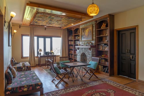 Scenic Solitude - Hartola – 3 bedroom villa in Mukteshwar, Uttarakhand