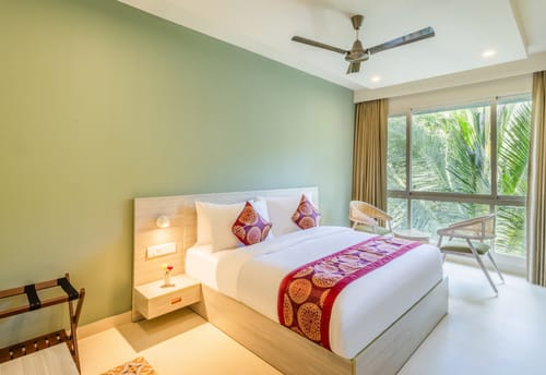 Goan Bliss Deluxe Room | Boutique Resort Stay Near Varca & Benaulim Beaches with Pool, Restro & Library – 1 bedroom villa in South Goa, Goa