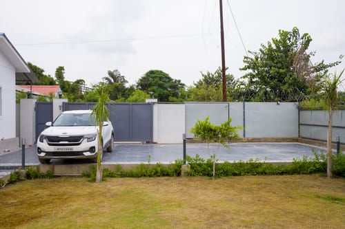 Vashisht Villa | Pet-friendly 3-BHK Farmhouse With Private Pool, Garden & Bar – 3 bedroom villa in Delhi Ncr, Delhi