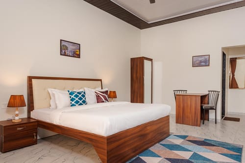 Mango Splash – 8 bedroom villa in Karjat, Maharashtra