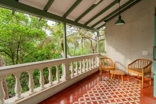 Villa Frienders | Indo-Portuguese 5-BHK Villa With Private Pool & Lift Near Popular Beaches – 5 bedroom villa in North Goa, Goa