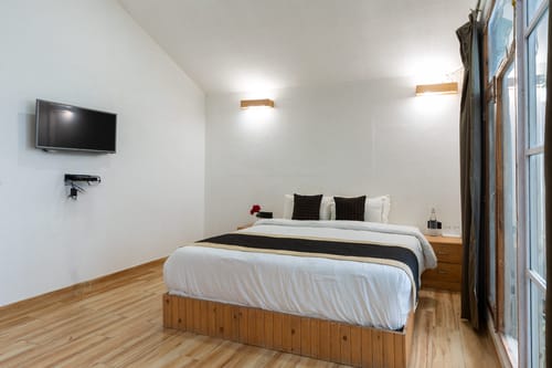 Nirvana Dhar - Book Individual Cottages