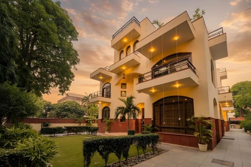 Klook @ Moets Palm Villa – 7 bedroom villa in Gurgaon, Delhi