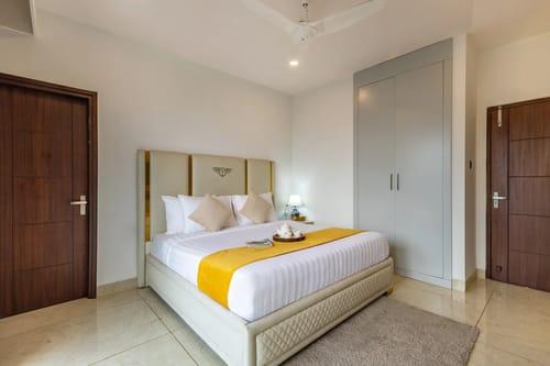 Cliff Zen | 2-BHK | Kitchen | Outdoor Sitting Area | Lift – 2 bedroom villa in Shimla, Himachal Pradesh