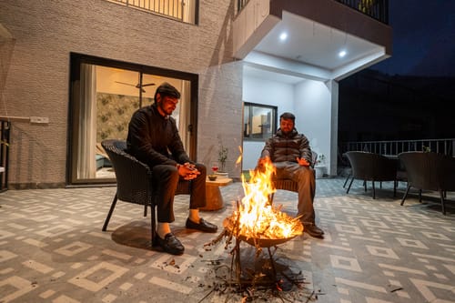 Lakefront | 4-BHK Villa with Common Patio Seating, Attic and Outdoor Dining Area – 4 bedroom villa in Bhimtal, Uttarakhand