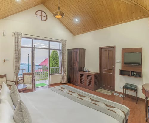Stone Cottage | Mountain-view | Patio | Kufri – 1 bedroom villa in Shimla, Himachal Pradesh