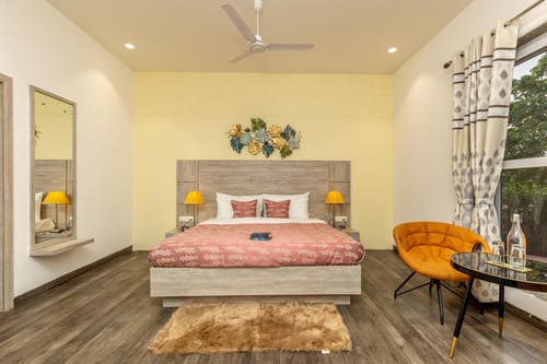 Oak @ Corbett Calling