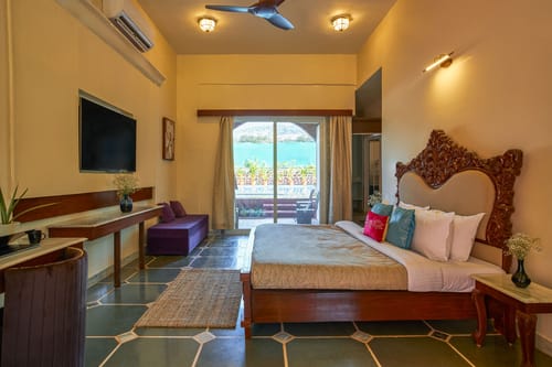 The Fig Tree Heritage – 8 bedroom villa in Lonavala, Maharashtra