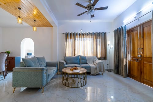 Vyasa | 3-BHK Cottage With Private Balcony & Hill Views | 5 mins From Mussoorie Lake – 3 bedroom villa in Mussoorie, Uttarakhand