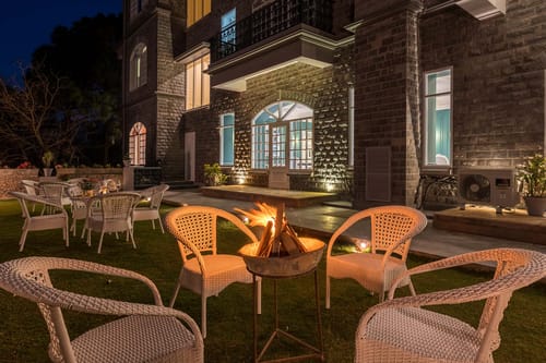 Shades @ The Mansion – 3 bedroom villa in Kasauli, Himachal Pradesh