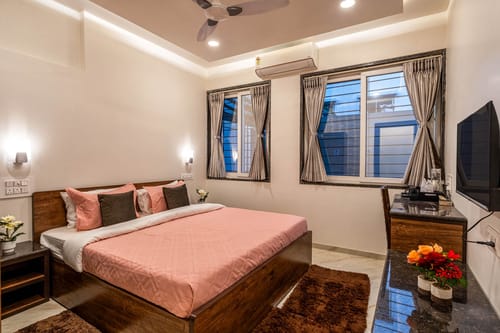 Serenity Skies Apartment – 5 bedroom villa in Nashik, Maharashtra