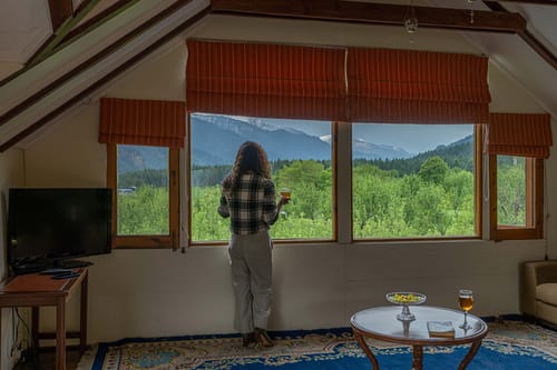 The Kathguni House – 3 bedroom villa in Manali, Himachal Pradesh