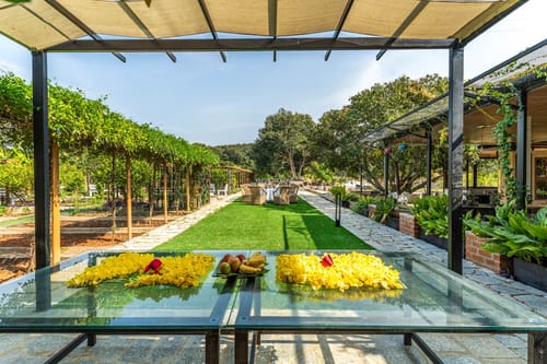Luxury @ Verdant Farmstay – 4 bedroom villa in Bangalore, Karnataka