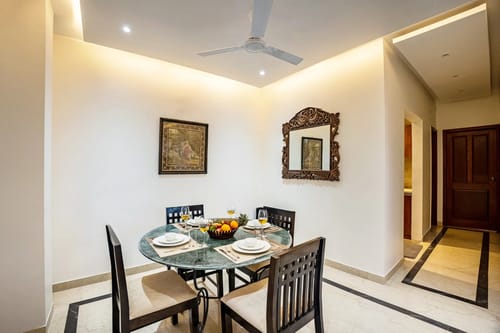 Skyline Brook | Cosy 2-BHK Apt With Scenic Views – 2 bedroom villa in Kasauli, Himachal Pradesh