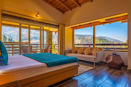 4 Rooms @ Golden Bliss Cottage - Ramgarh – 4 bedroom villa in Nainital, Uttarakhand
