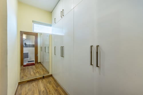 Silverstone | Hillside 6-BHK Getaway With Garden, Gaming Zone & Lounge Area