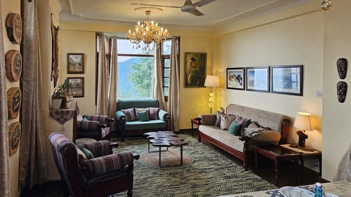 Valleys & Peaks – 4 bedroom villa in Shimla, Himachal Pradesh