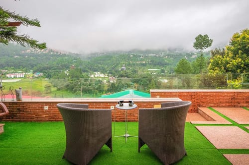 Oberoi's Chalet – 3 bedroom villa in Bhimtal, Uttarakhand