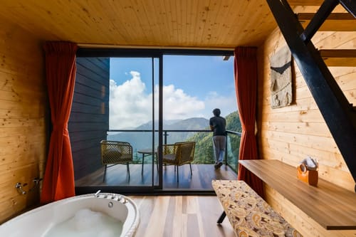 Heaven by The Kiana W/ Indoor Jacuzzi – 1 bedroom villa in Mussoorie, Uttarakhand