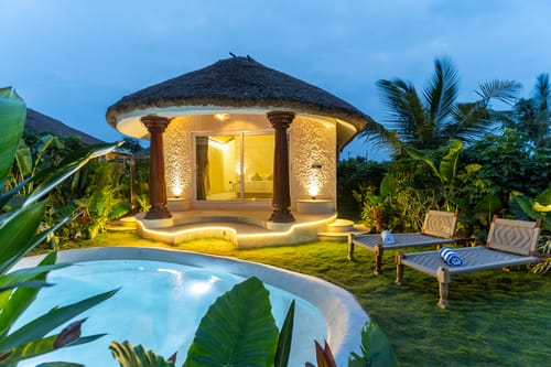Malai | 2-Room Suite With  Private Garden, Sit out, & Plunge Pool | 15 Mins from Panch Ratnas – 2 bedroom villa in Chennai, Tamil Nadu