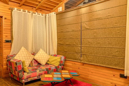 4 Rooms @ Golden Bliss Cottage - Ramgarh – 4 bedroom villa in Nainital, Uttarakhand