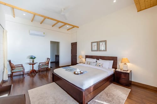Pinehill Manor | Scenic Hillside 6-BHK Hideaway With Garden, Patio & Gazebo – 6 bedroom villa in Kasauli, Himachal Pradesh