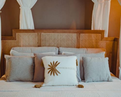 Bali Bay Cemara | 2-BHK Villa Set on 2 Acres with Shared Pool, Jacuzzi, Firepits & Bar Lounge – 2 bedroom villa in Bengaluru, Karnataka