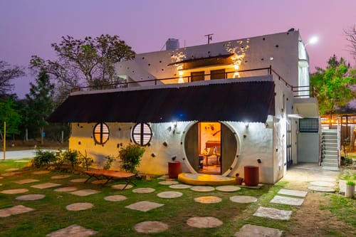 Khade Farms | 4-BHK Pet-Friendly Mudhouse Style Villa with Gazebo and Terrace – 4 bedroom villa in Bengaluru, Karnataka