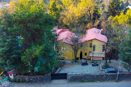 Thistle House | Pet-friendly 4-BHK Hideaway with Gazebo & Terrace by Bhimtal Lake – 4 bedroom villa in Nainital, Uttarakhand