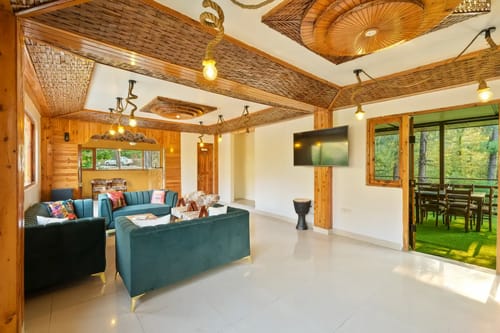 Cedarwood Cottage – 2 bedroom villa in Shimla, Himachal Pradesh