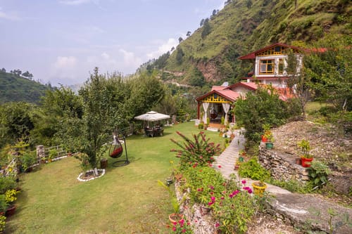 Spirits Unplugged w/ Outdoor Pool – 4 bedroom villa in Shimla, Himachal Pradesh