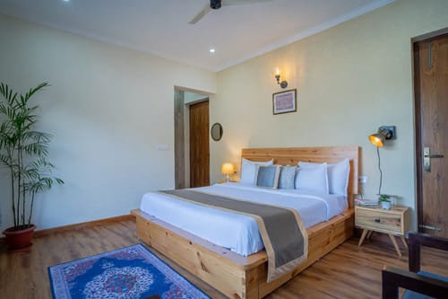 Wood Sparrow – 4 bedroom villa in Bhimtal, Uttarakhand