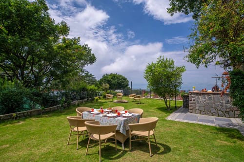 Cedarwood @ Ellis Ville – 3 bedroom villa in Kasauli, Himachal Pradesh