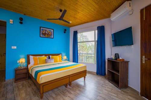 Archee’s Villa | 6-BHK property with gaming zone, attic, open dining and 360° mountain views – 6 bedroom villa in Kasauli, Himachal Pradesh