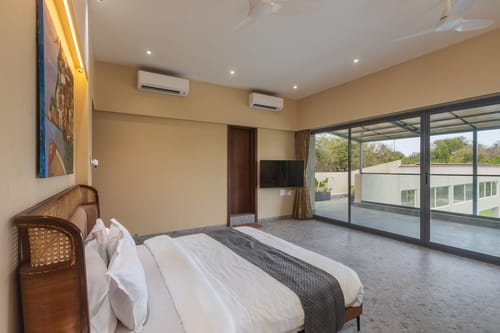 Villa Lemonade – 5 bedroom villa in Alibaug, Maharashtra