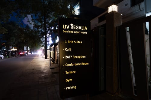 Liv Regalia Serviced Apartments | 1-BHK With Balcony with Restaurant, Lift, Gym & Conference Room | 1 km from Millennium City Centre – 1 bedroom villa in Delhi NCR, Delhi