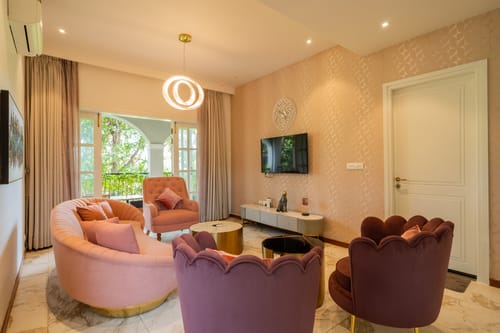Casa Ritzy | Indo-Portuguese 5-BHK Villa With Private Pool & Lift Near Popular Beaches – 5 bedroom villa in North Goa, Goa