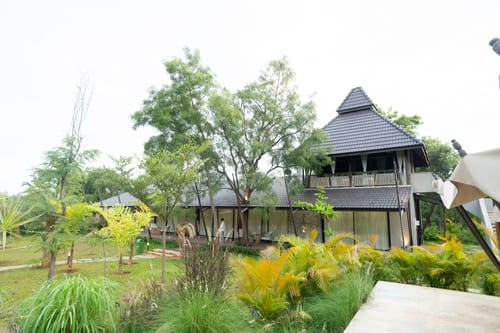Tapovana Aroha | Pet-Friendly Boho Retreat with Luxury Tent, 2-BHK Villa , Moroccan-Style Pool, Firepit & Gardens – 3 bedroom villa in Bengaluru, Karnataka