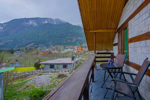Maple @ Lost in the Alps – 3 bedroom villa in Manali, Himachal Pradesh