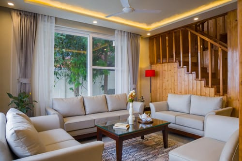 Twin Chalets | 4-BHK  Pet-friendly Escape With Valley-facing lawn, Terrace & 2 Living Rooms – 4 bedroom villa in Nainital, Uttarakhand