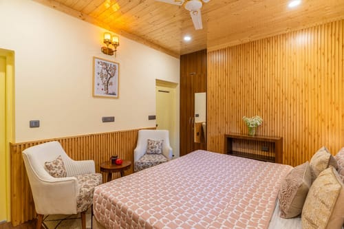 Cloudview Villa – 6 bedroom villa in Mussoorie, Uttarakhand