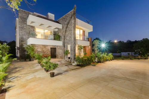 Bianco & Verde – 8 bedroom villa in Lonavala, Maharashtra