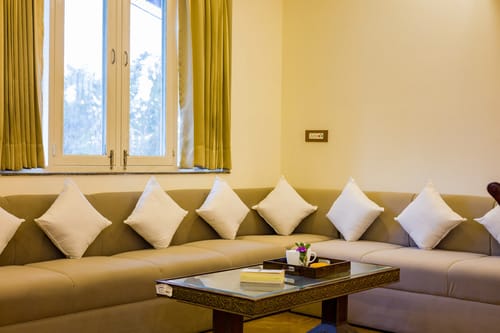 Ramgarh Wild Retreat | Elegant Colonial-Style 2-BHK Villa Amidst the Hills with Private Pool & Garden – 2 bedroom villa in Jaipur, Rajasthan