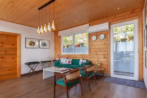 Wooden chalet @ Soul Stories ( 4 BH Luxury Villa ) – 4 bedroom villa in Mussoorie, Uttarakhand