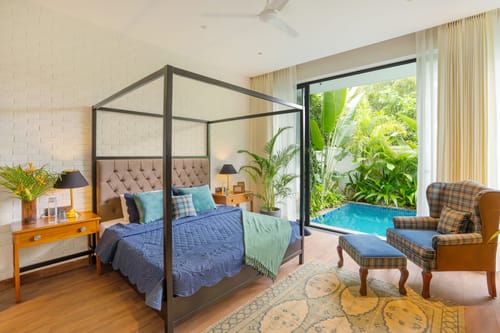 PUro Sol | 3-BHK Villa In a Gated Complex With Private Pool & Bathtub | Near Popular Beaches