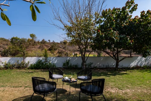Godan Terra Cove | 6-BHK Retreat with Private Pool, Garden & Elevated Gazebo, featuring Stunning Hill & River Views – 6 bedroom villa in Udaipur, Rajasthan