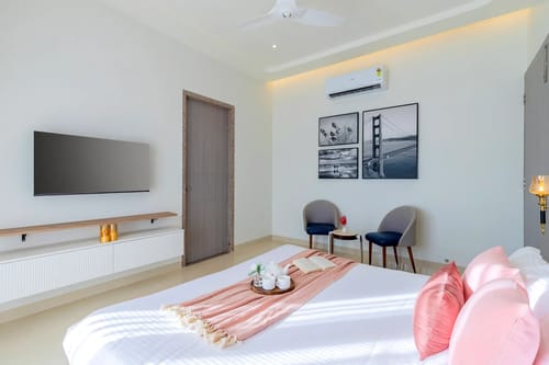 Shourya Sereno | Luxe 4-BHK Villa With Pvt Pool & Garden – 4 bedroom villa in Udaipur, Rajasthan