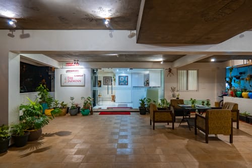 The Jazminn Alloyhall | 3-BHK Pet-friendly Apartment with Balcony | Near Bengaluru Palace – 3 bedroom villa in Bengaluru, Karnataka