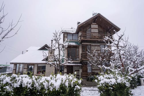 Lost in the Alps – 5 bedroom villa in Manali, Himachal Pradesh